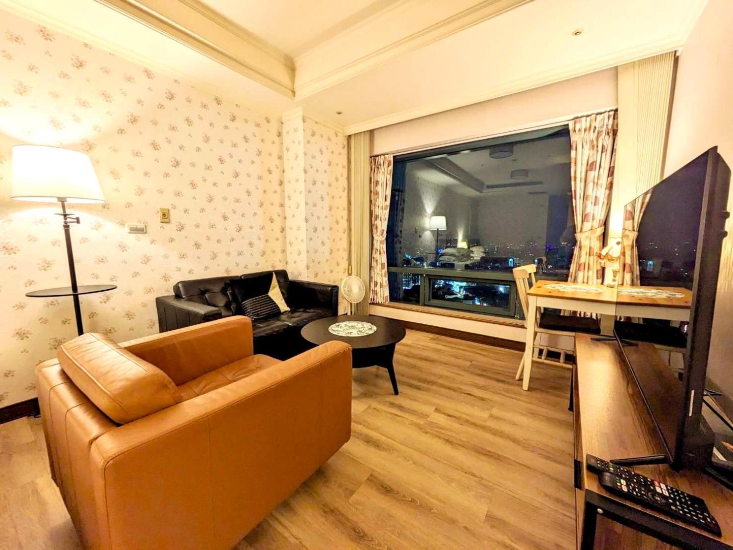 台中自由行 Taichung Exterior foto